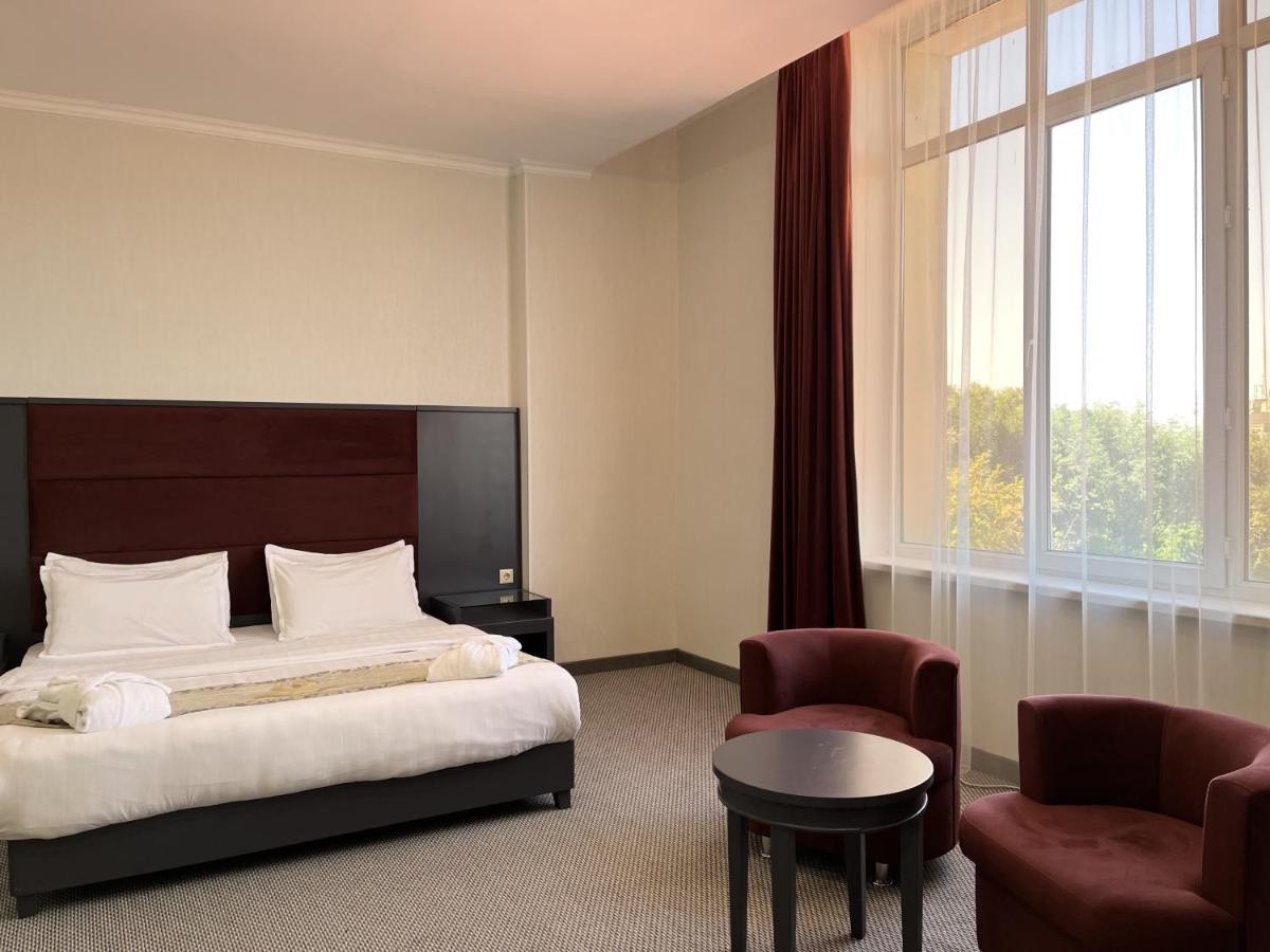 Almaty Grand Erbil Hotel Esterno foto