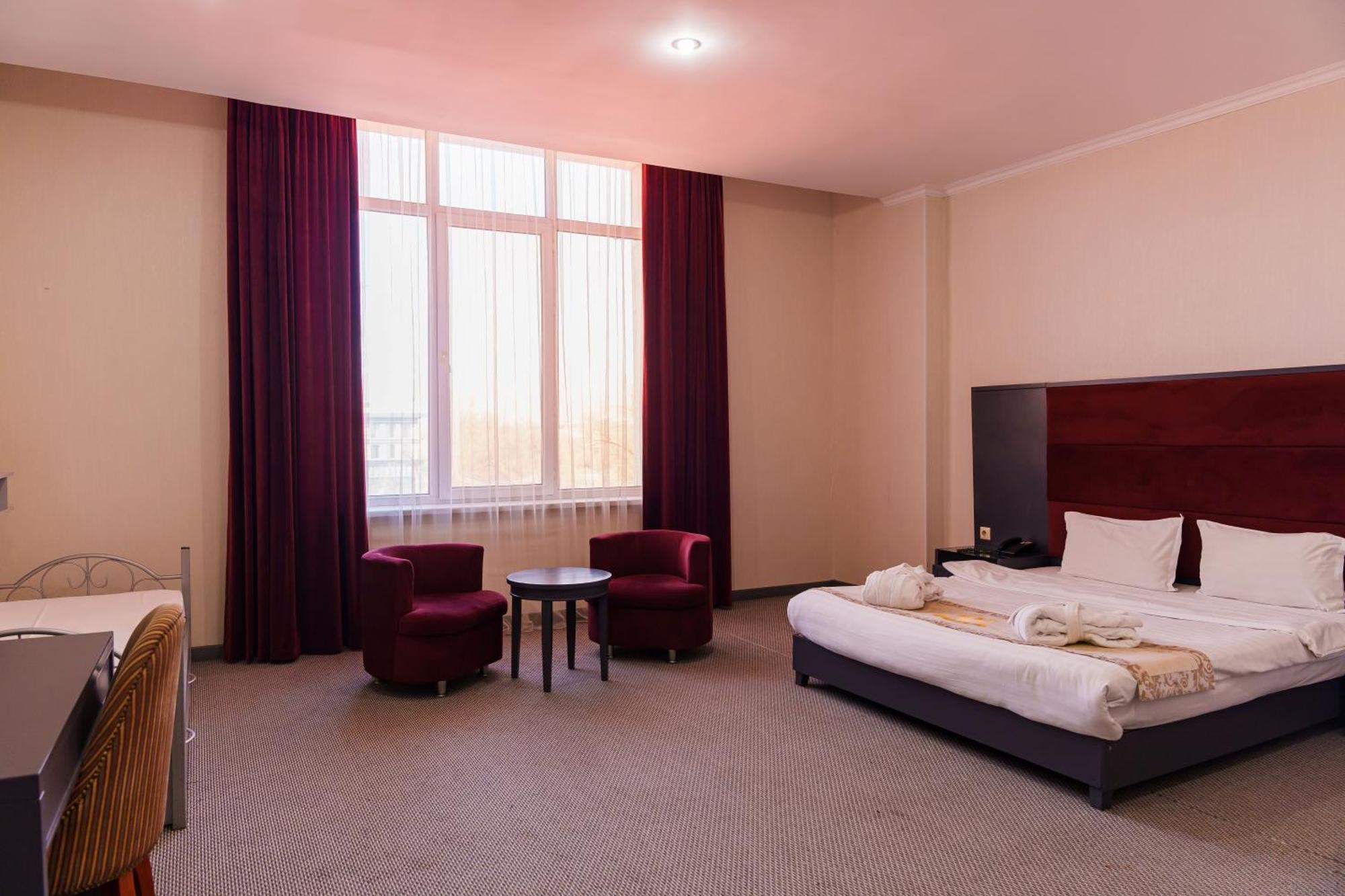 Almaty Grand Erbil Hotel Esterno foto