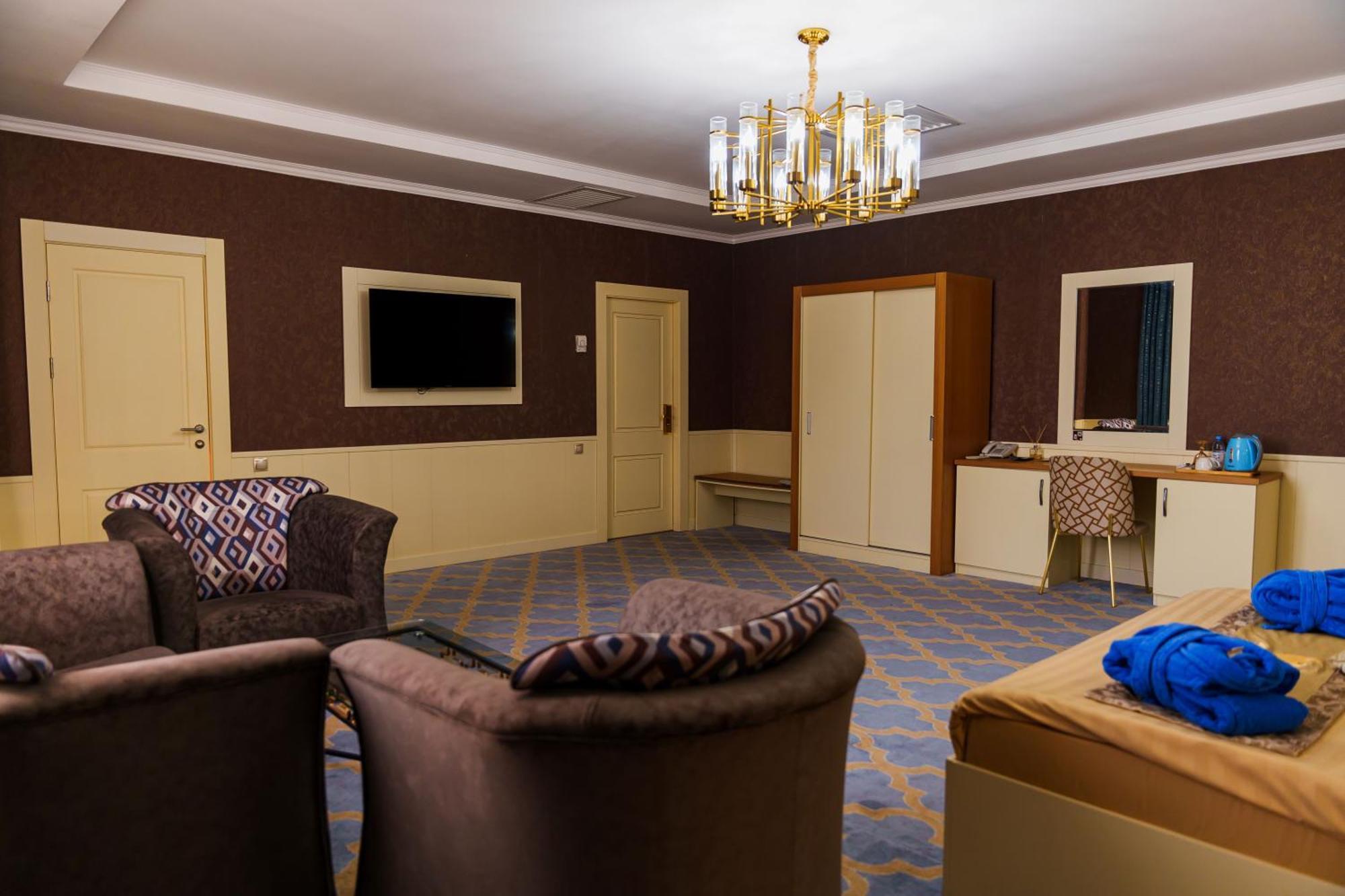 Almaty Grand Erbil Hotel Esterno foto